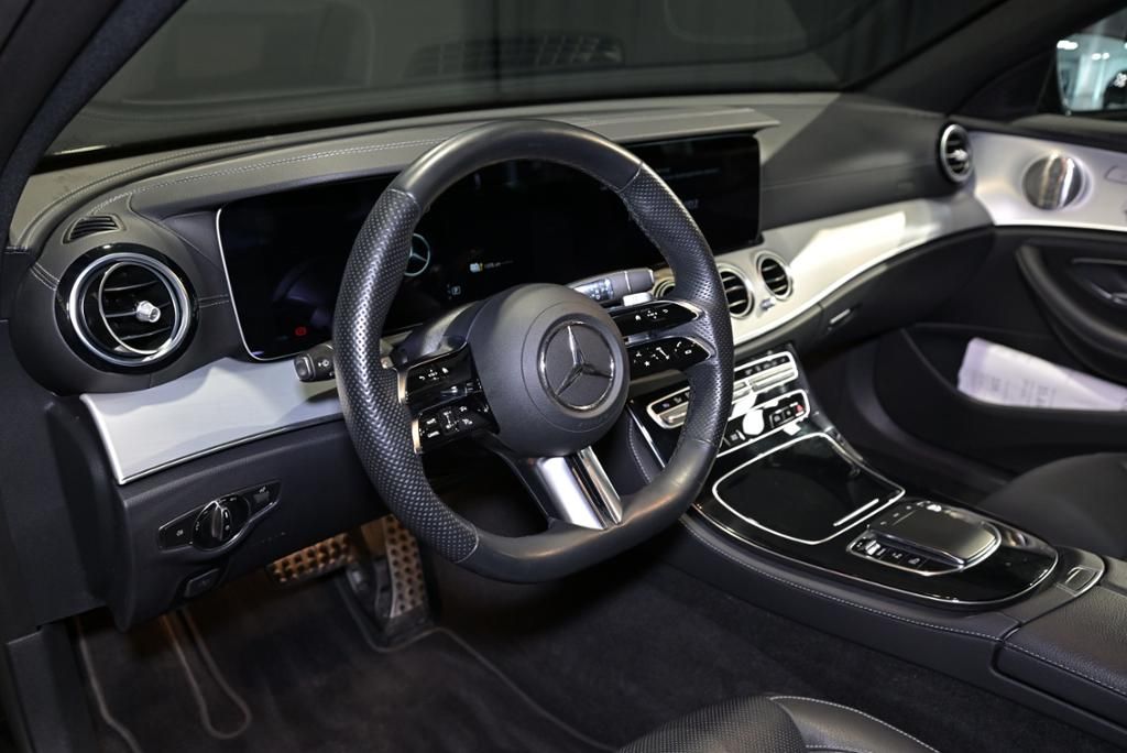 Mercedes-Benz E 300 2022