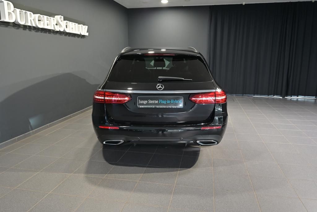 Mercedes-Benz E 300 2022