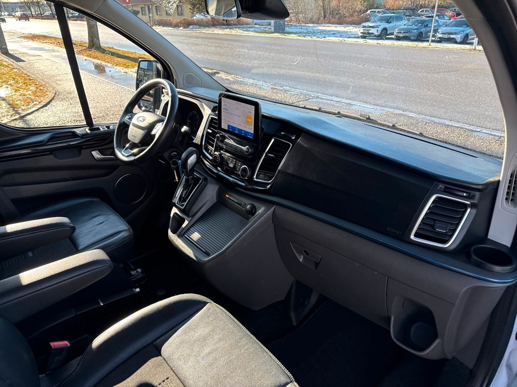 Ford Tourneo Custom 2022