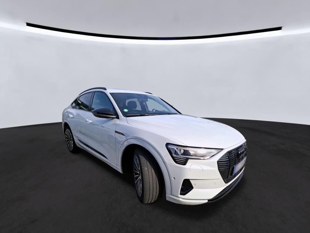 Audi e-tron 2023