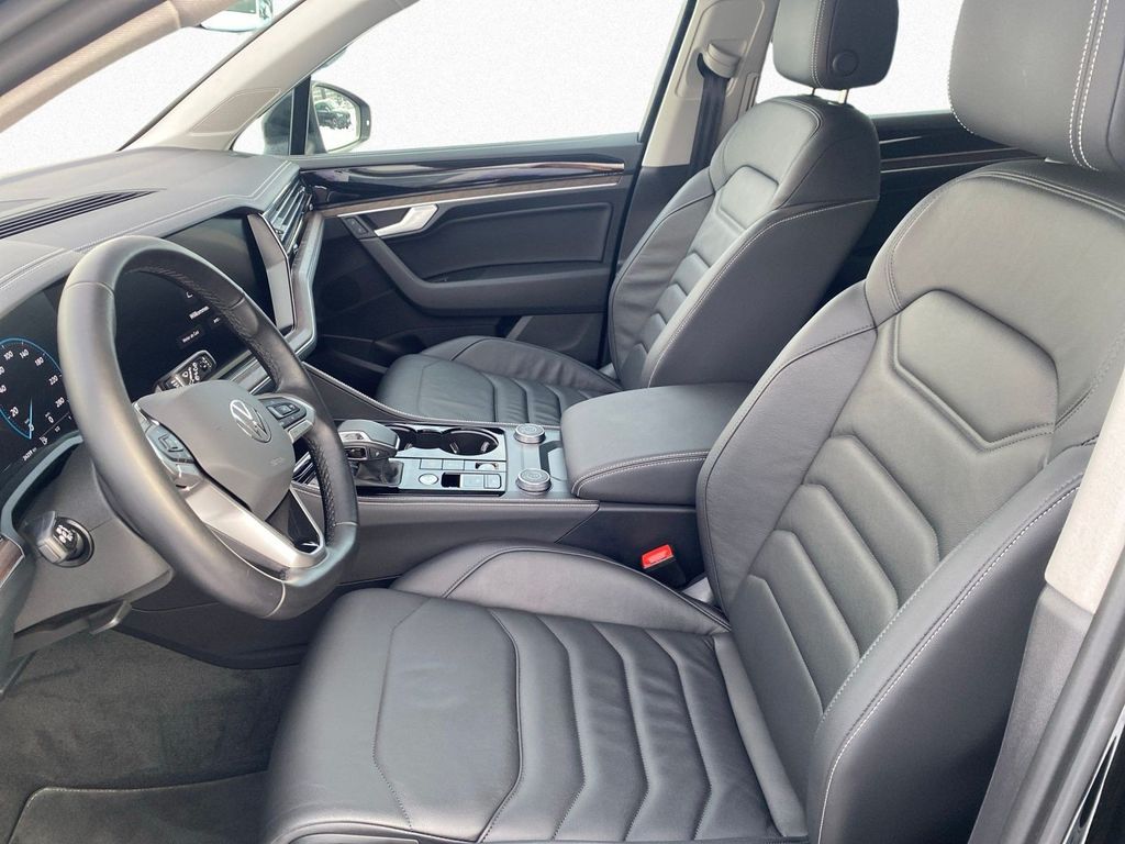 Volkswagen Touareg 2025