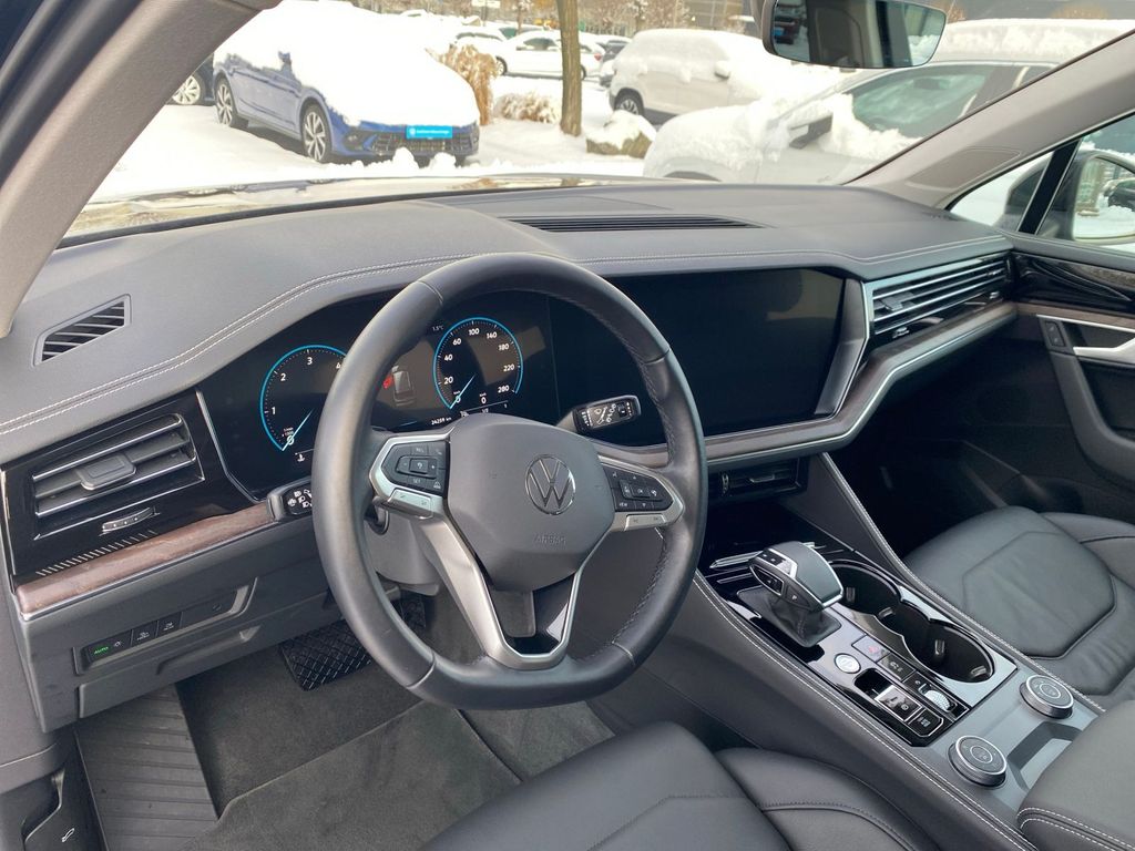 Volkswagen Touareg 2025