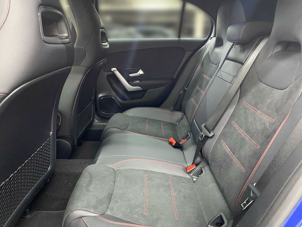 Mercedes-Benz A 250 2024