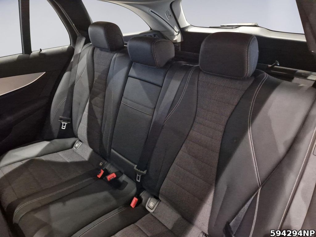 Mercedes-Benz E 300 2021