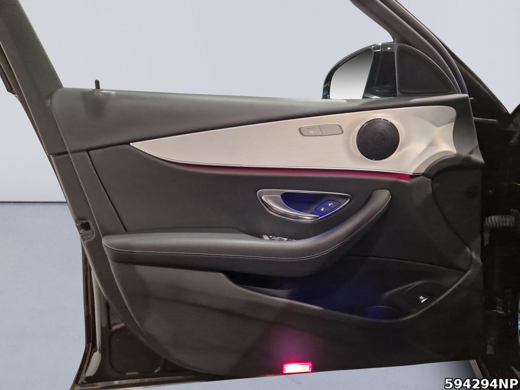 Mercedes-Benz E 300 2021