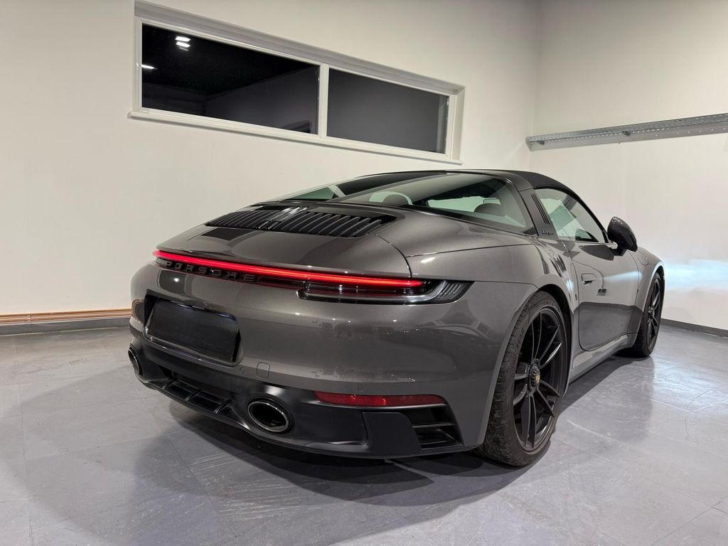 Porsche 911 2022