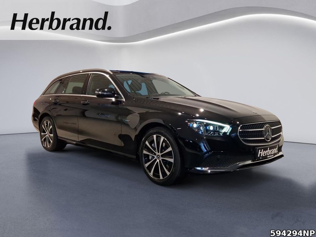 Mercedes-Benz E 300 2021