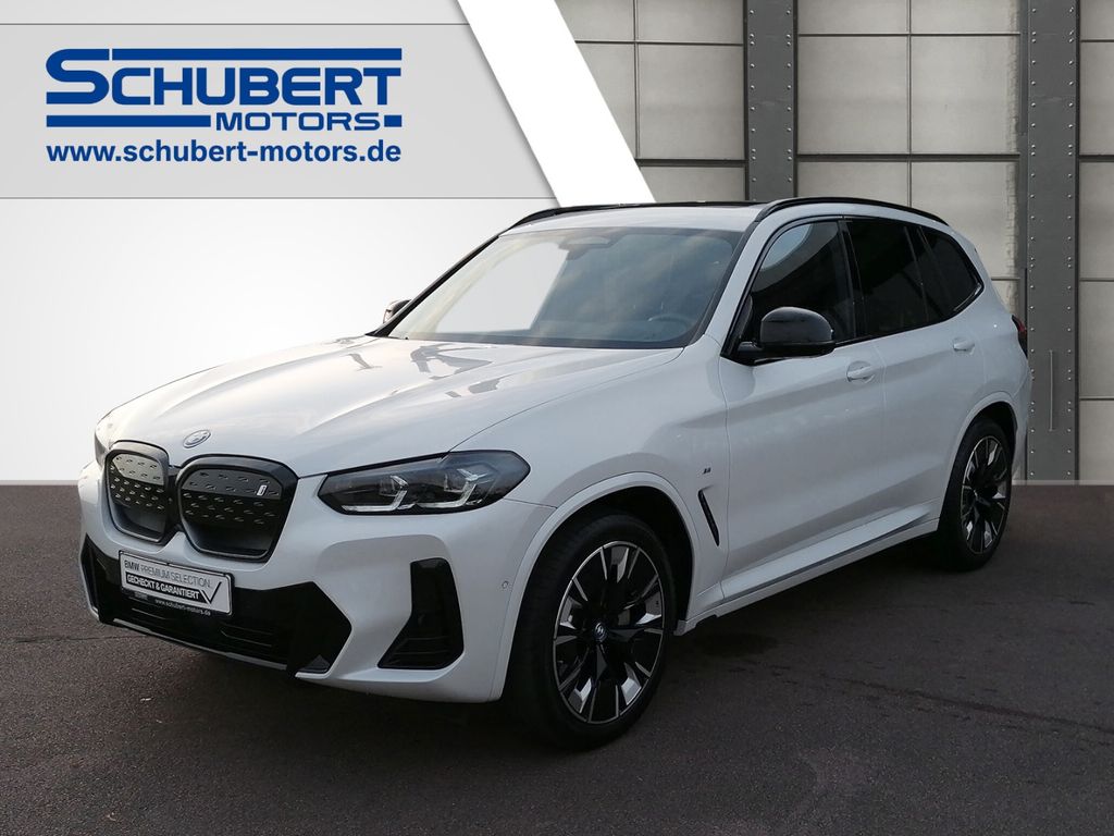 BMW iX3 2023