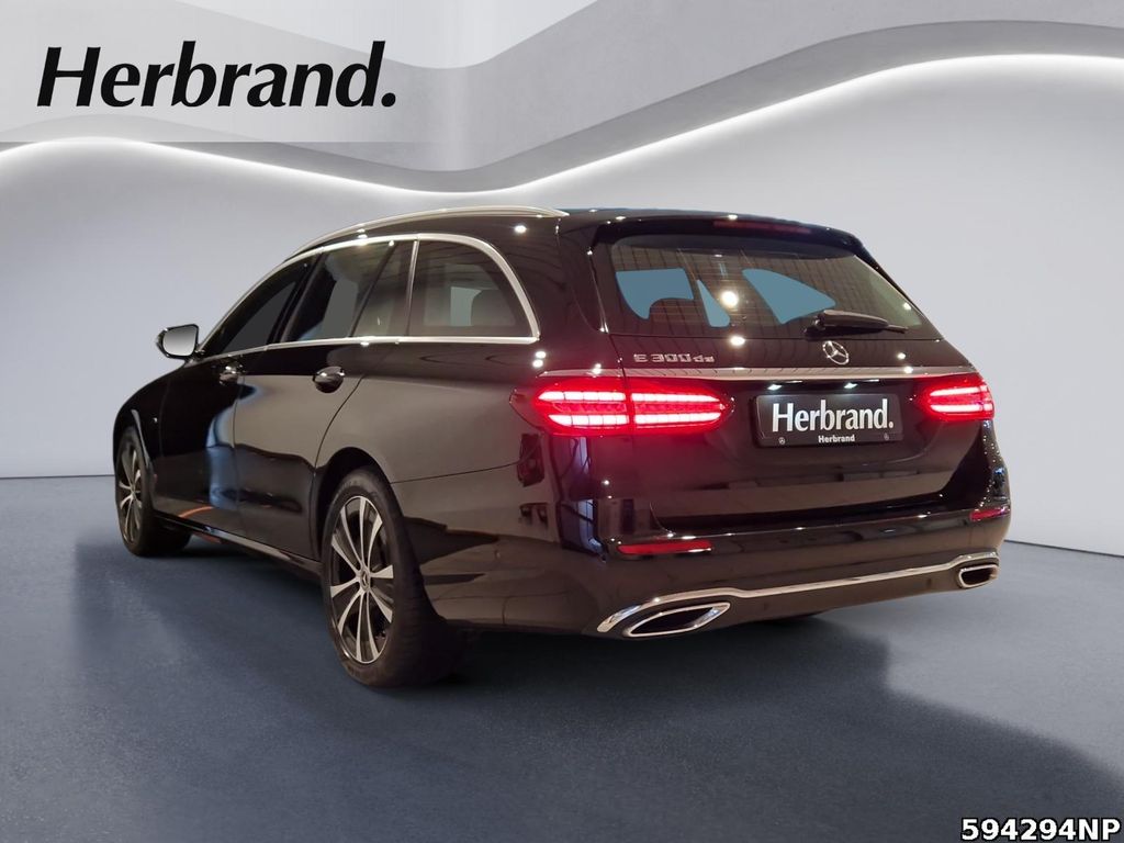 Mercedes-Benz E 300 2021