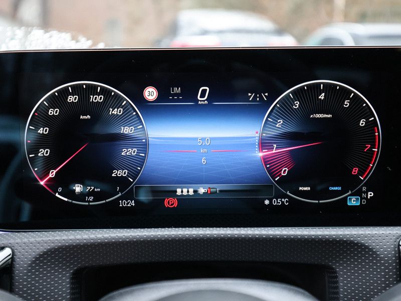 Mercedes-Benz CLA 200 2025