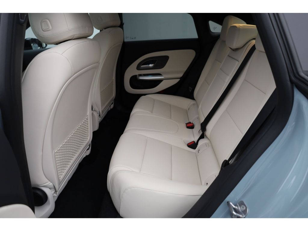 Mercedes-Benz CLA 250 2026