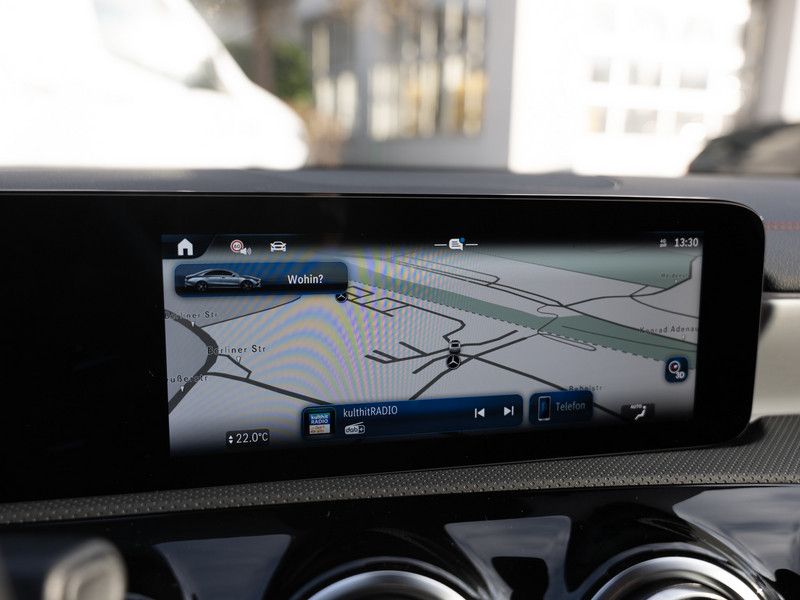 Mercedes-Benz CLA 200 2025