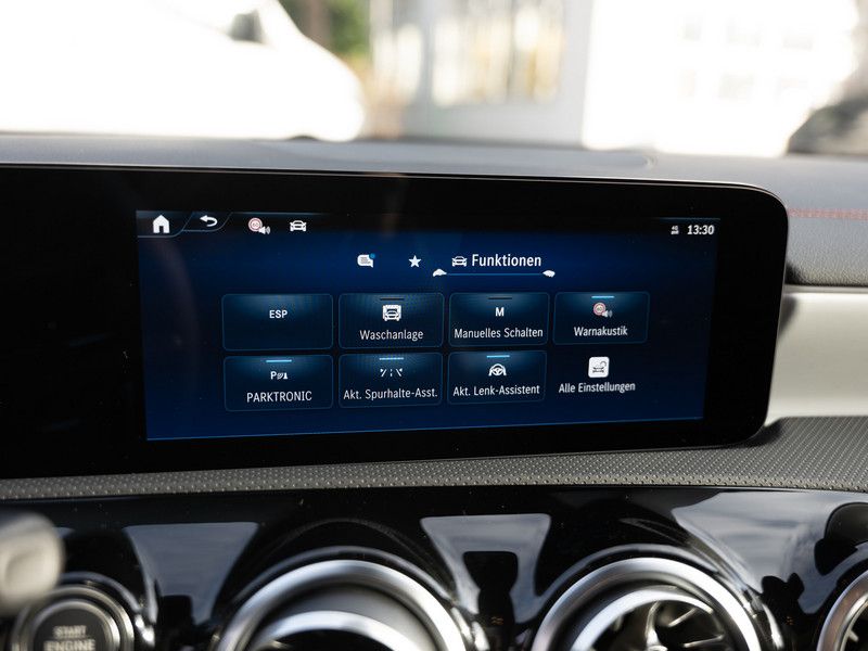 Mercedes-Benz CLA 200 2025