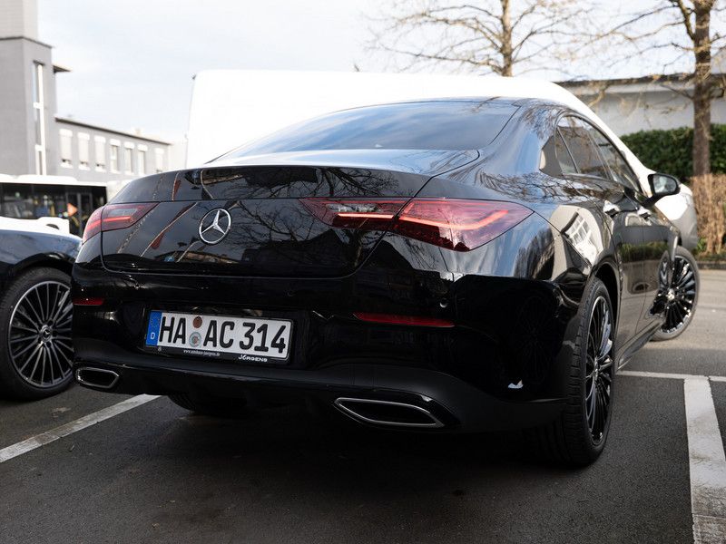 Mercedes-Benz CLA 200 2025