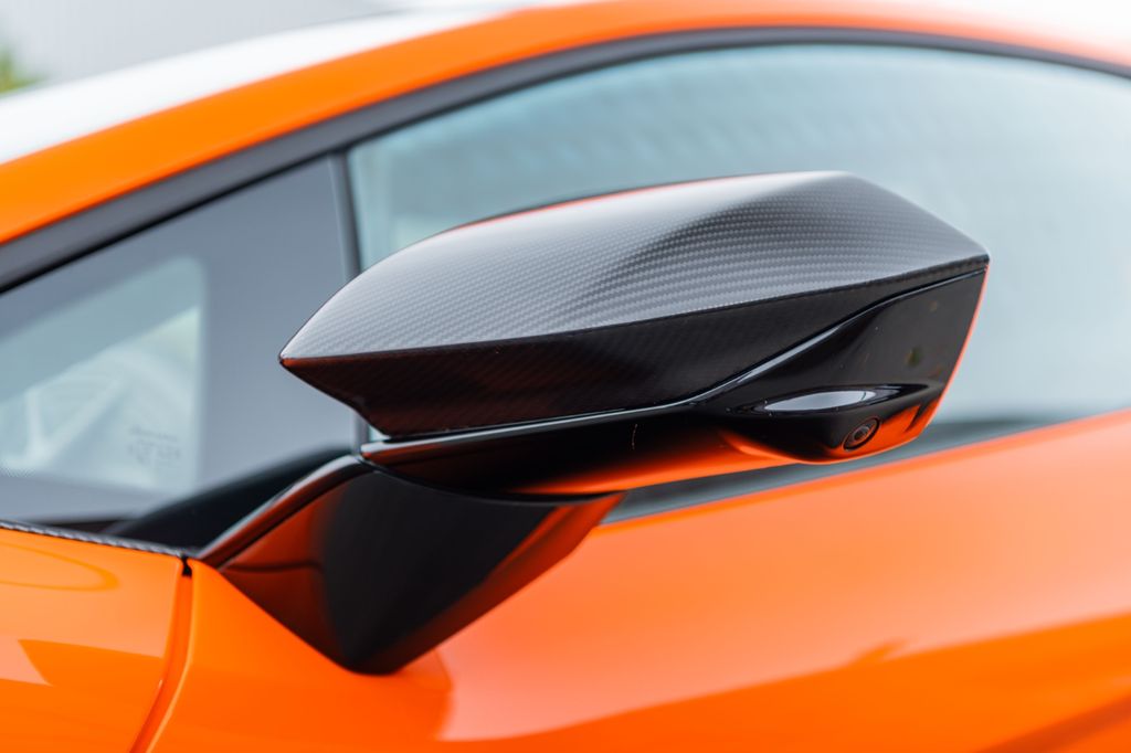 Lamborghini Revuelto 2025