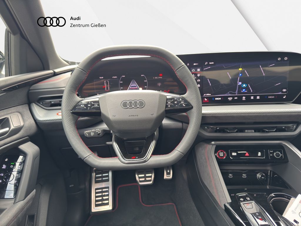 Audi SQ5 2025