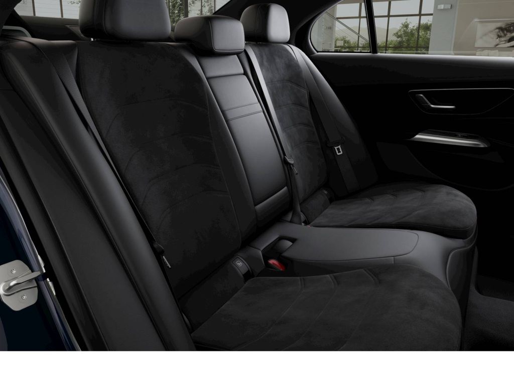 Mercedes-Benz E 300 2025