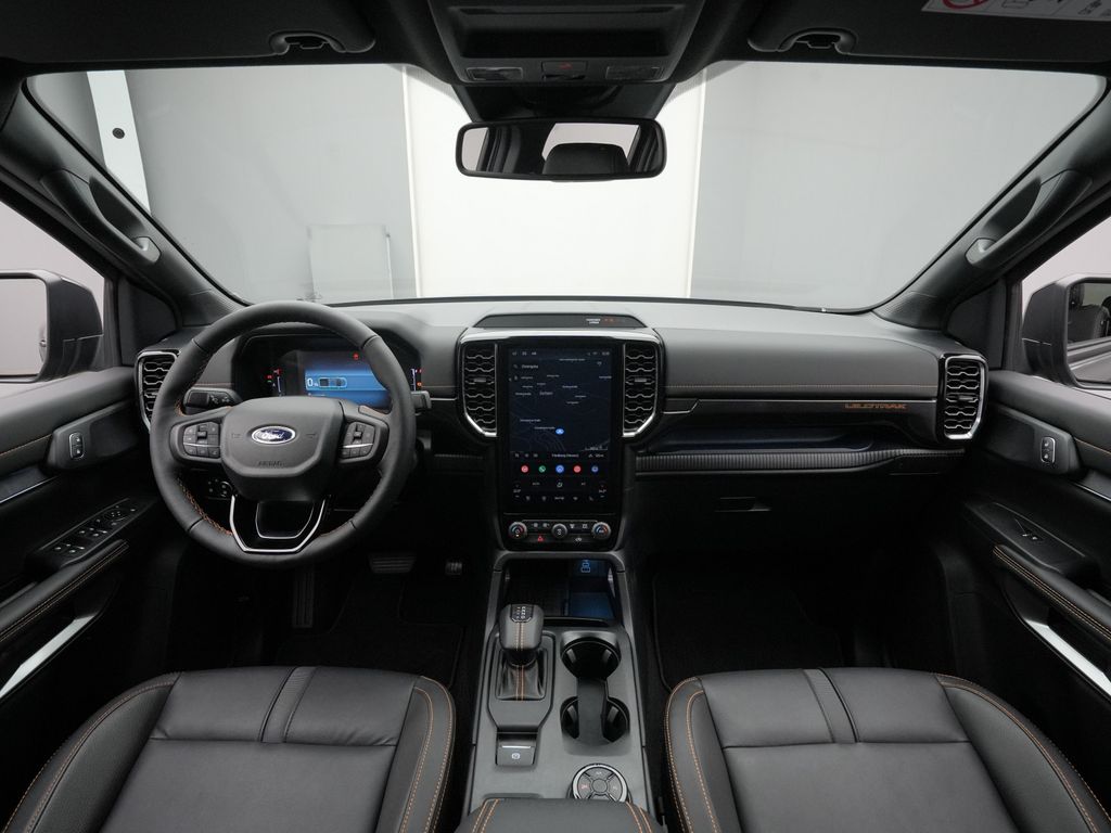 Ford 2025