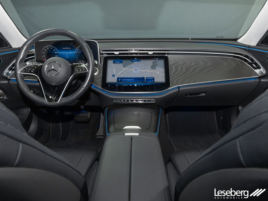 Mercedes-Benz E 300 2025