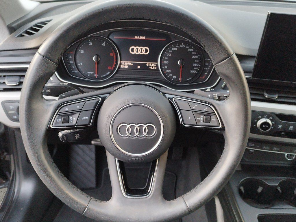 Audi A4 2022
