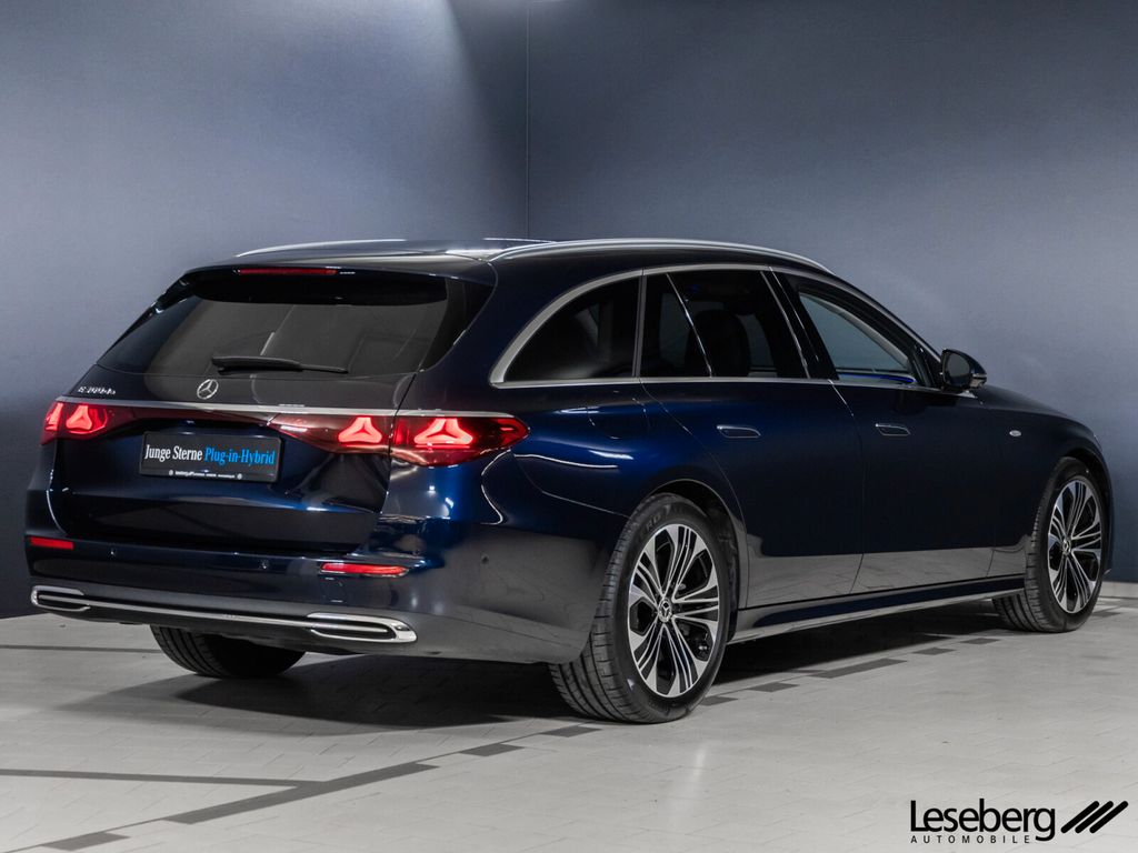 Mercedes-Benz E 300 2025