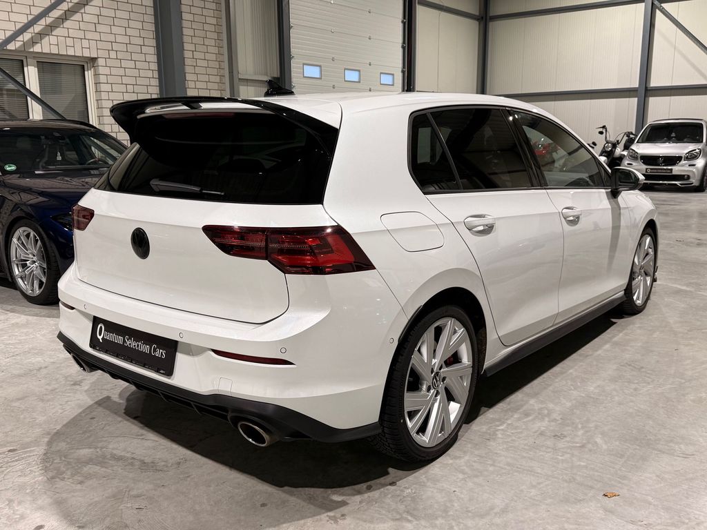 Volkswagen Golf 2021