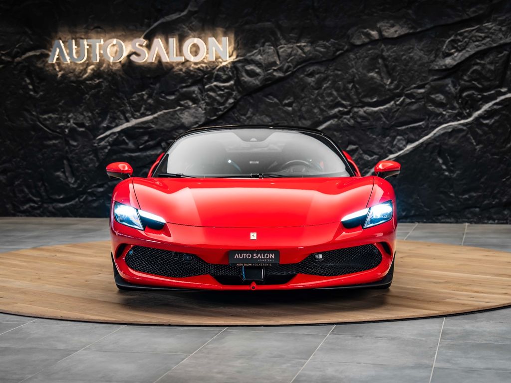 Ferrari 296 GTS 2024