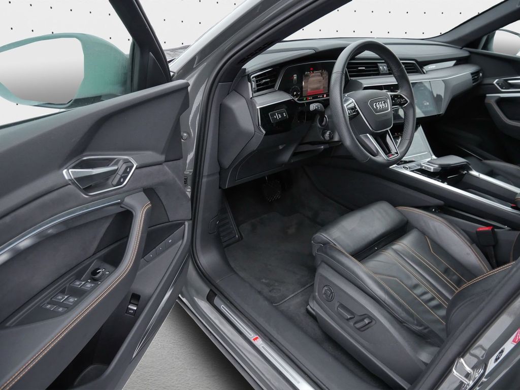 Audi e-tron 2022