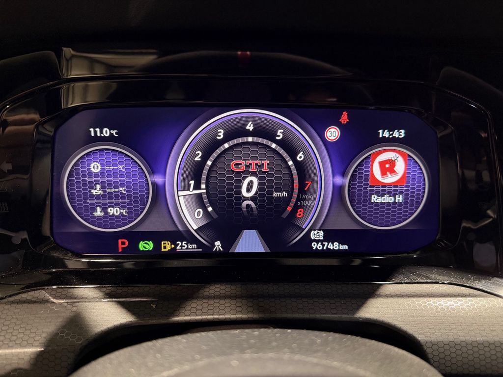 Volkswagen Golf 2021