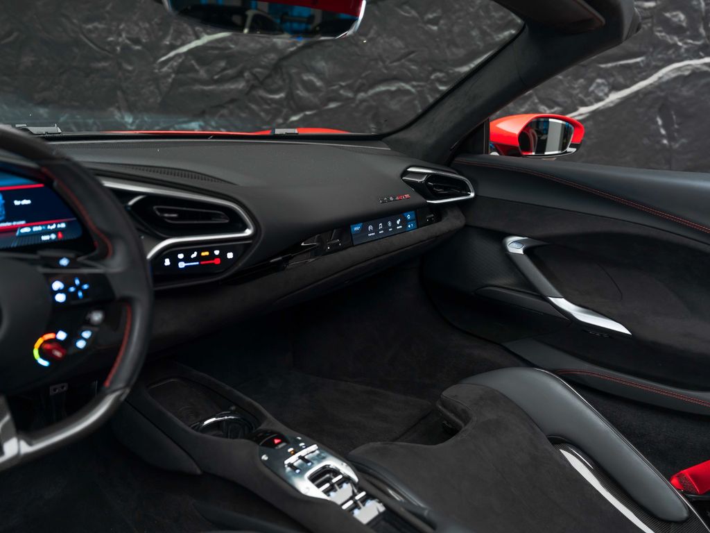 Ferrari 296 GTS 2024