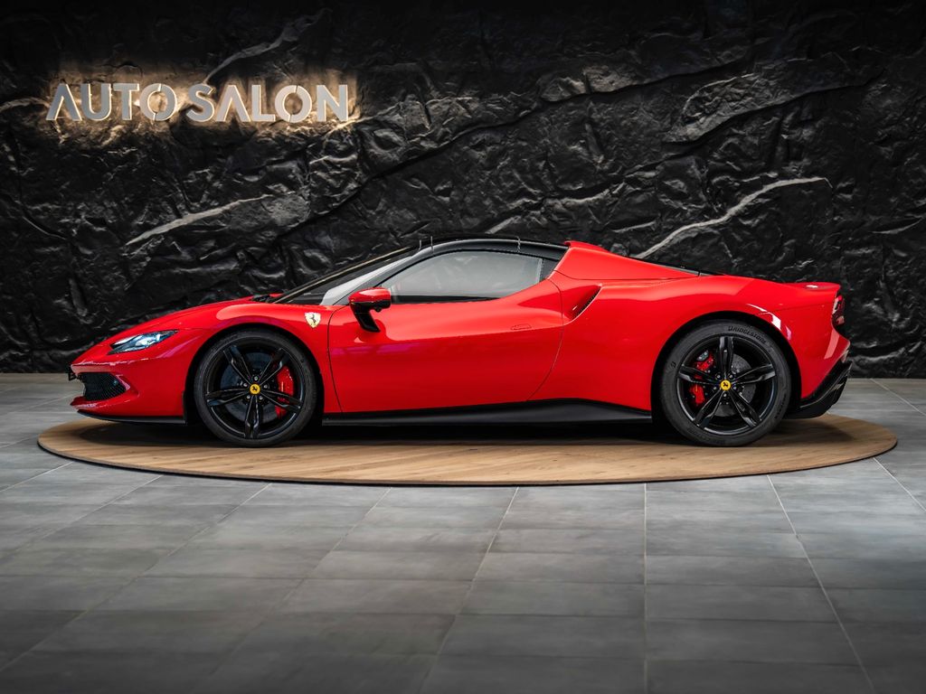 Ferrari 296 GTS 2024