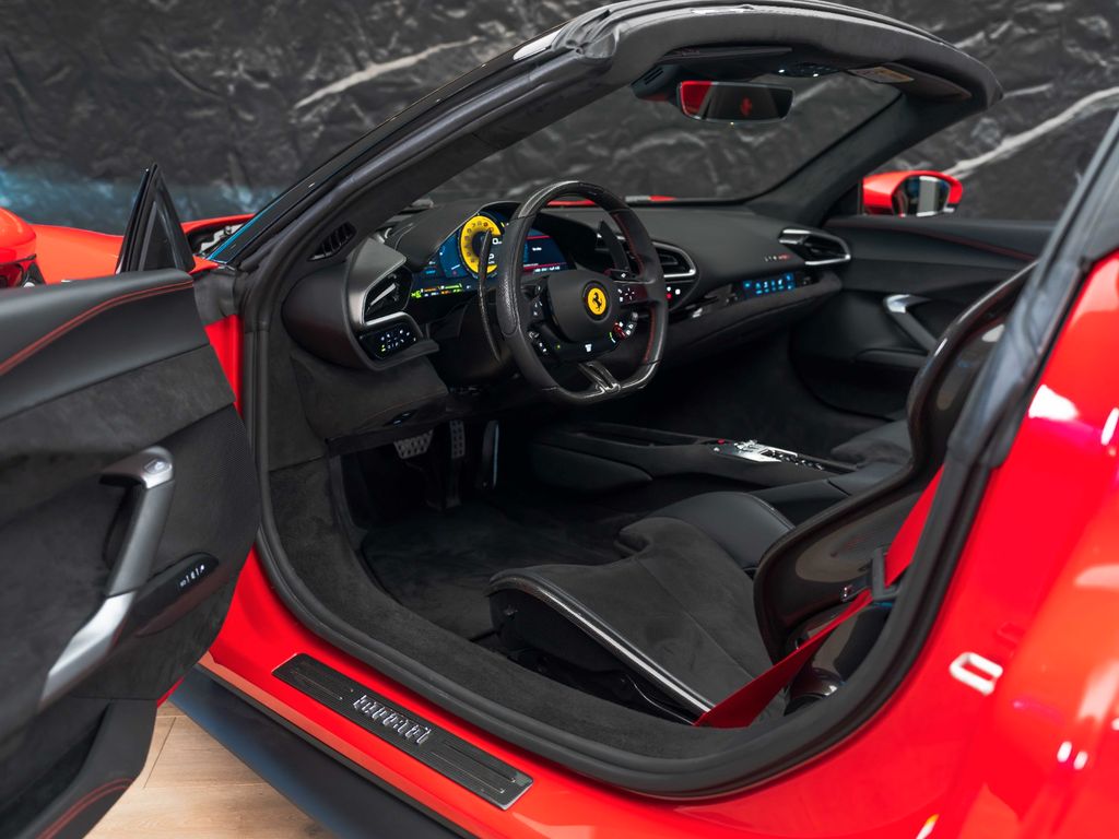 Ferrari 296 GTS 2024