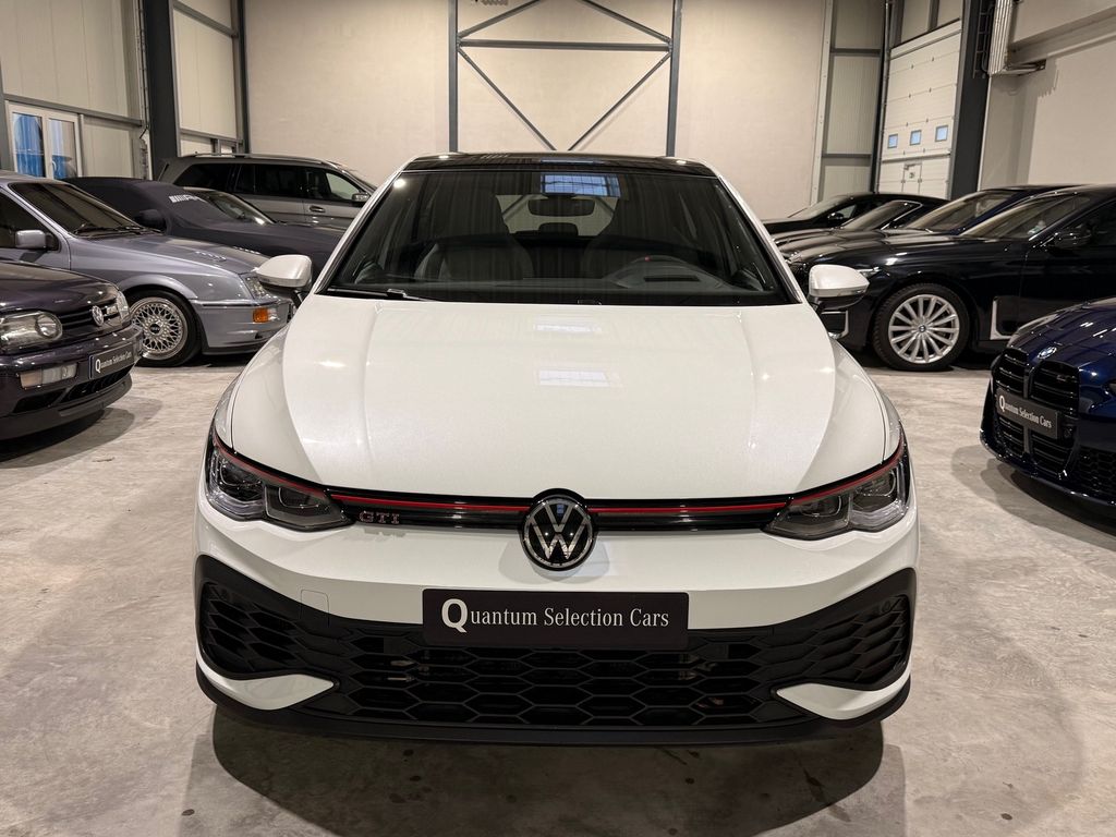 Volkswagen Golf 2021