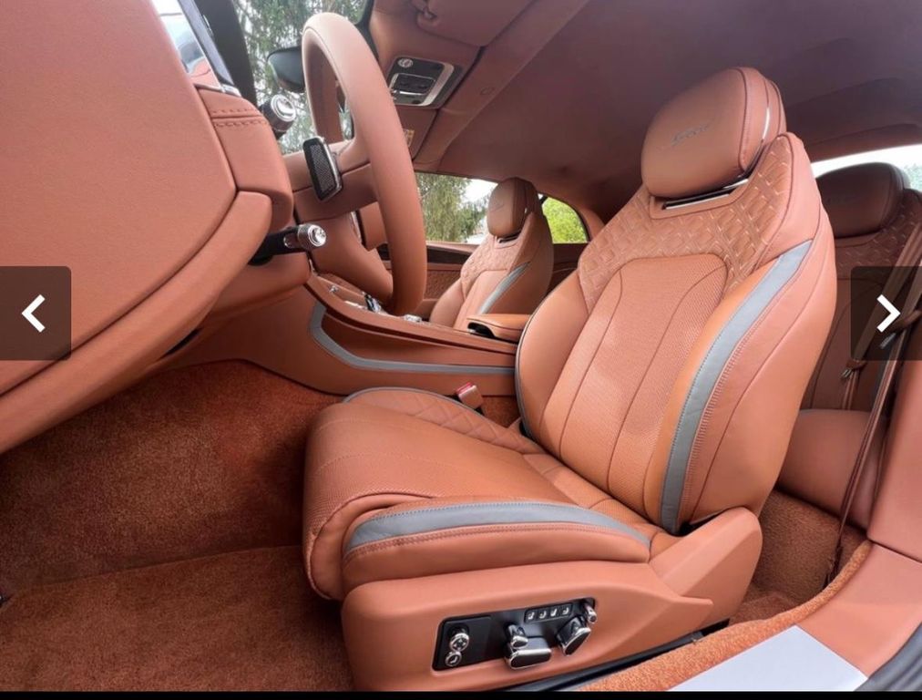 Bentley Continental GTC 2022