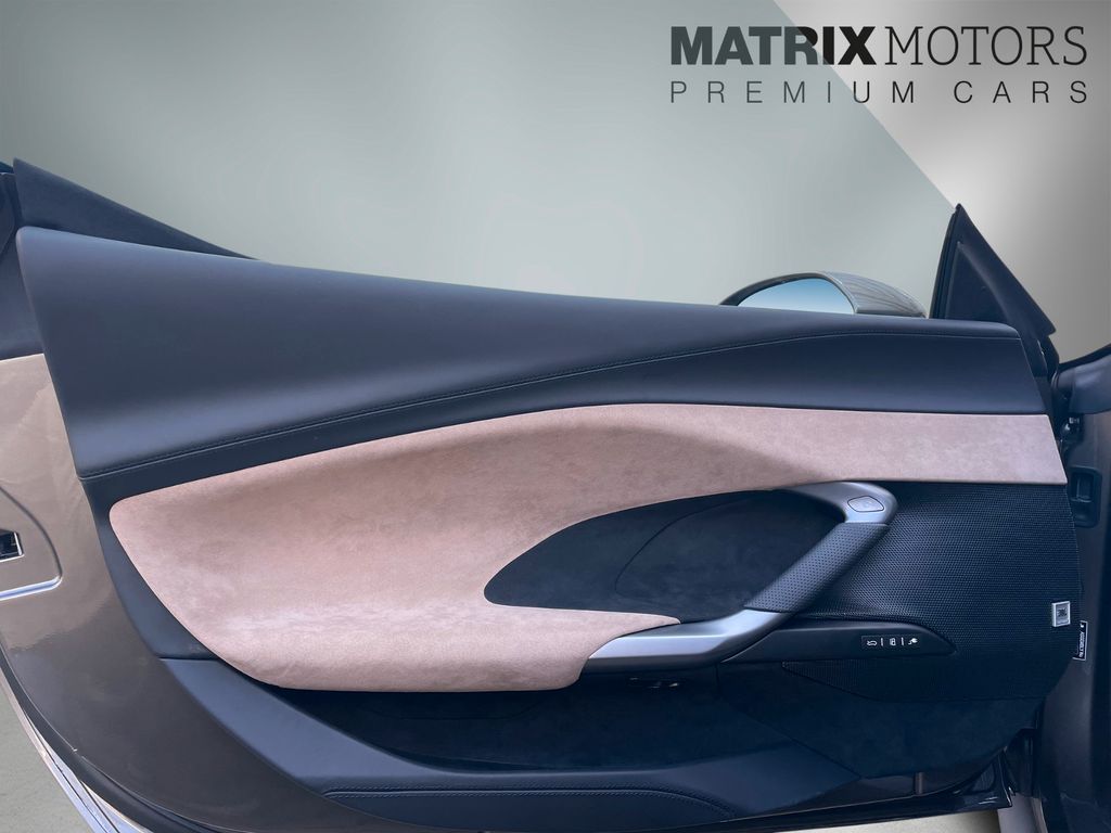 Ferrari 296 GTB 2024