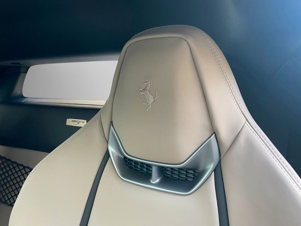 Ferrari 296 GTB 2024