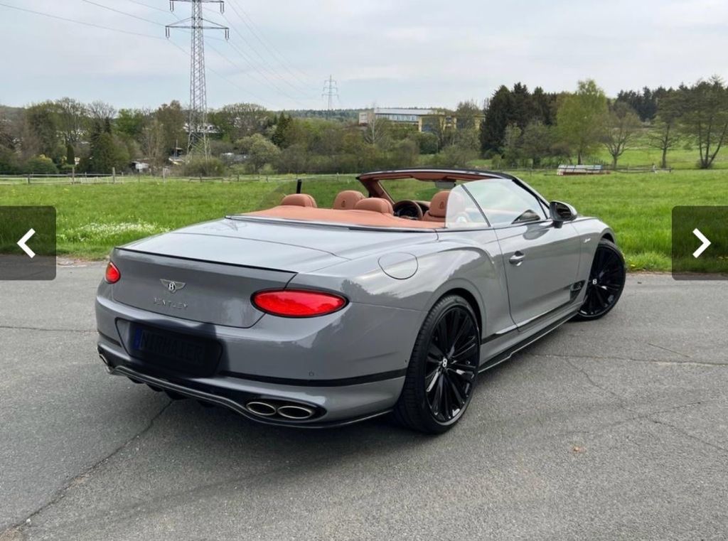 Bentley Continental GTC 2022