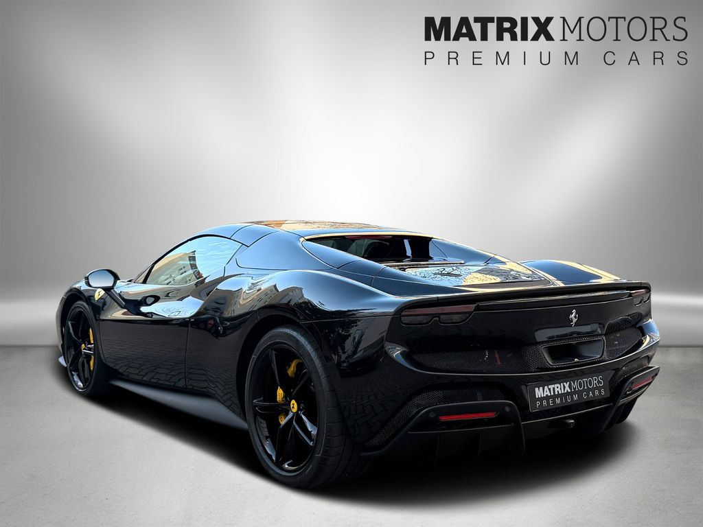 Ferrari 296 GTS 2025