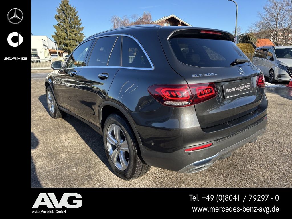 Mercedes-Benz GLC 300 2021