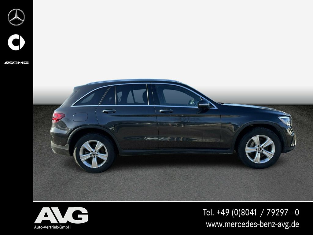Mercedes-Benz GLC 300 2021