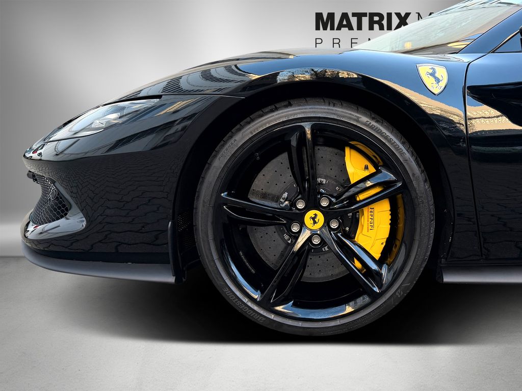 Ferrari 296 GTS 2025