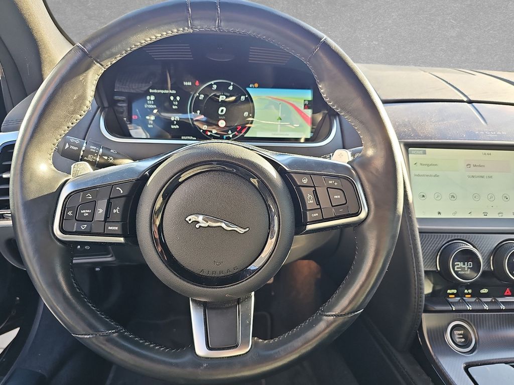 Jaguar F-Type 2021