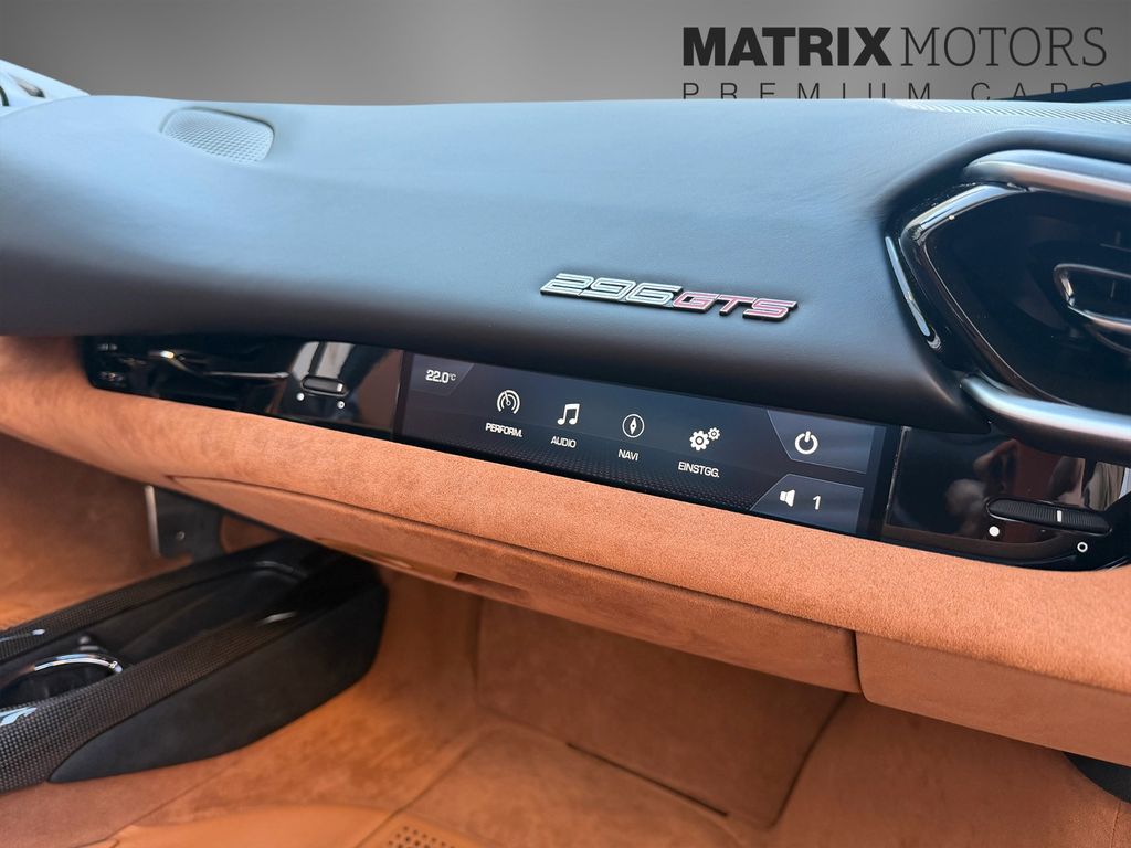 Ferrari 296 GTS 2025