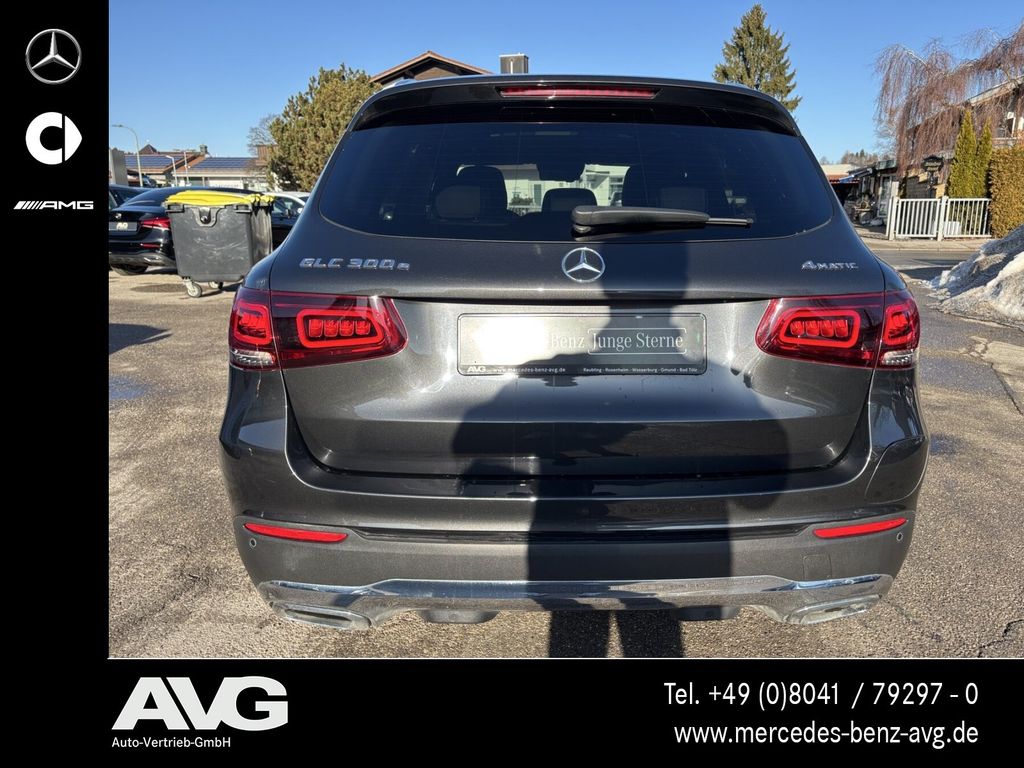 Mercedes-Benz GLC 300 2021