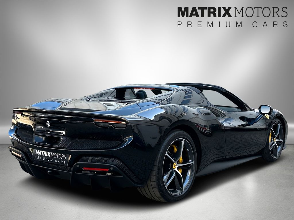 Ferrari 296 GTS 2025