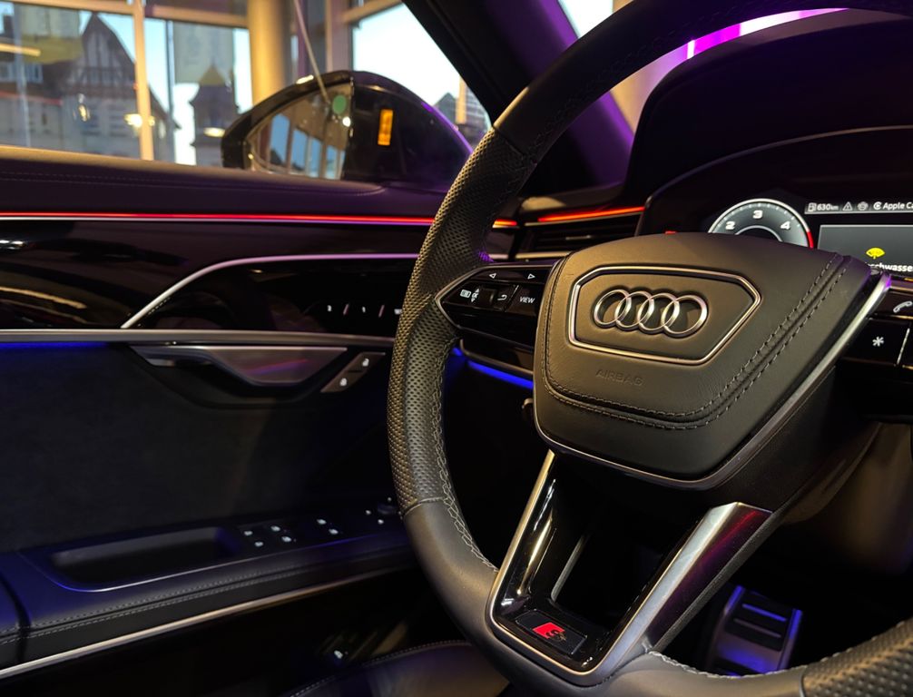 Audi A8 2024