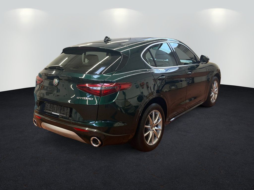 Alfa Romeo Stelvio 2021
