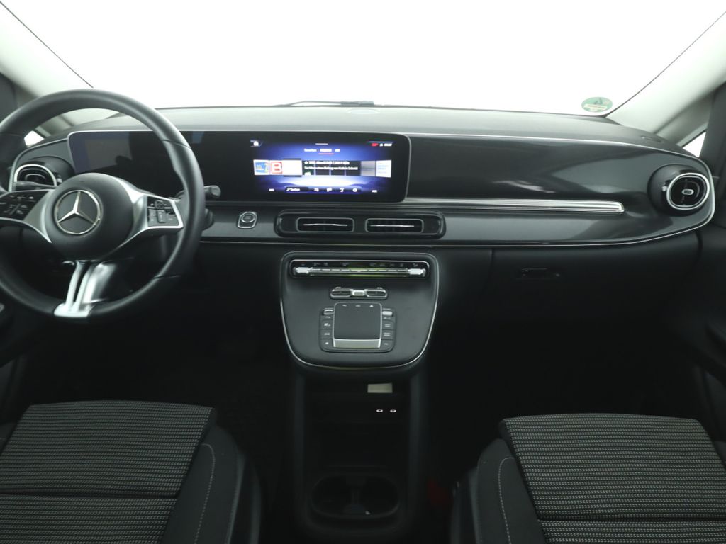 Mercedes-Benz EQV 2025