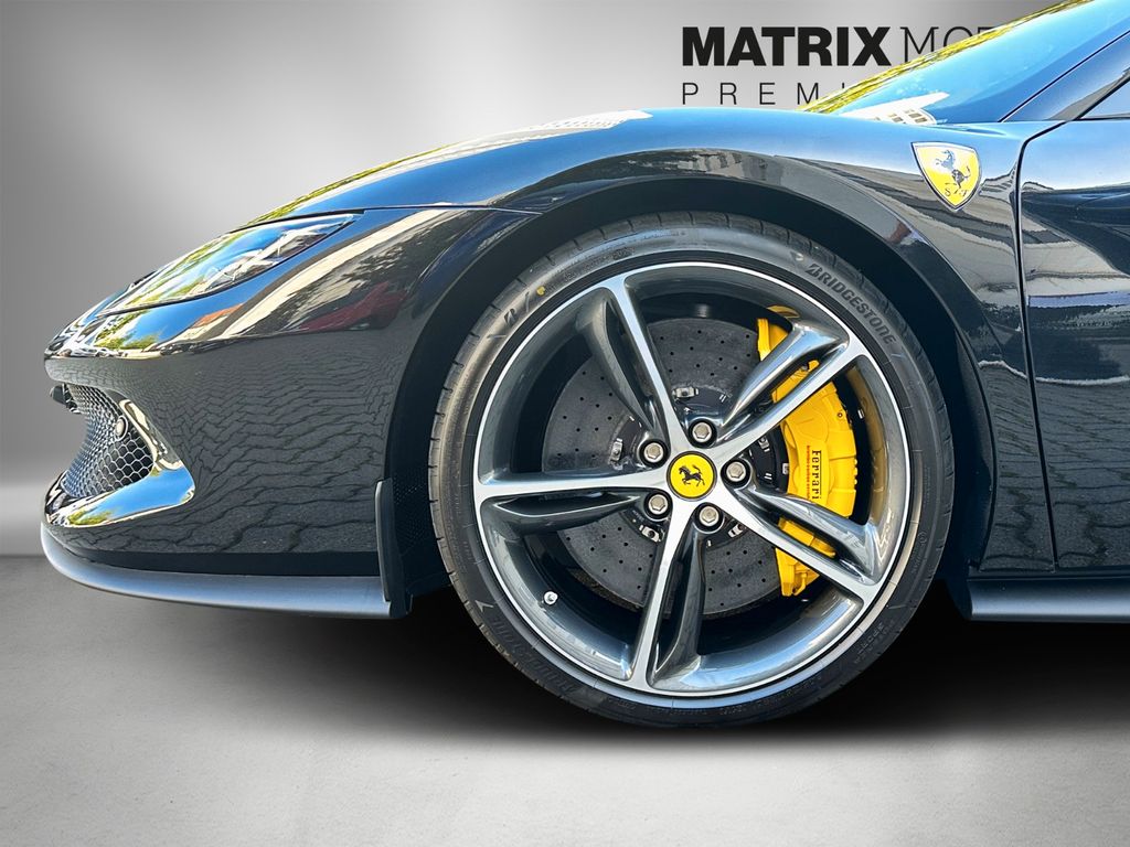 Ferrari 296 GTS 2025