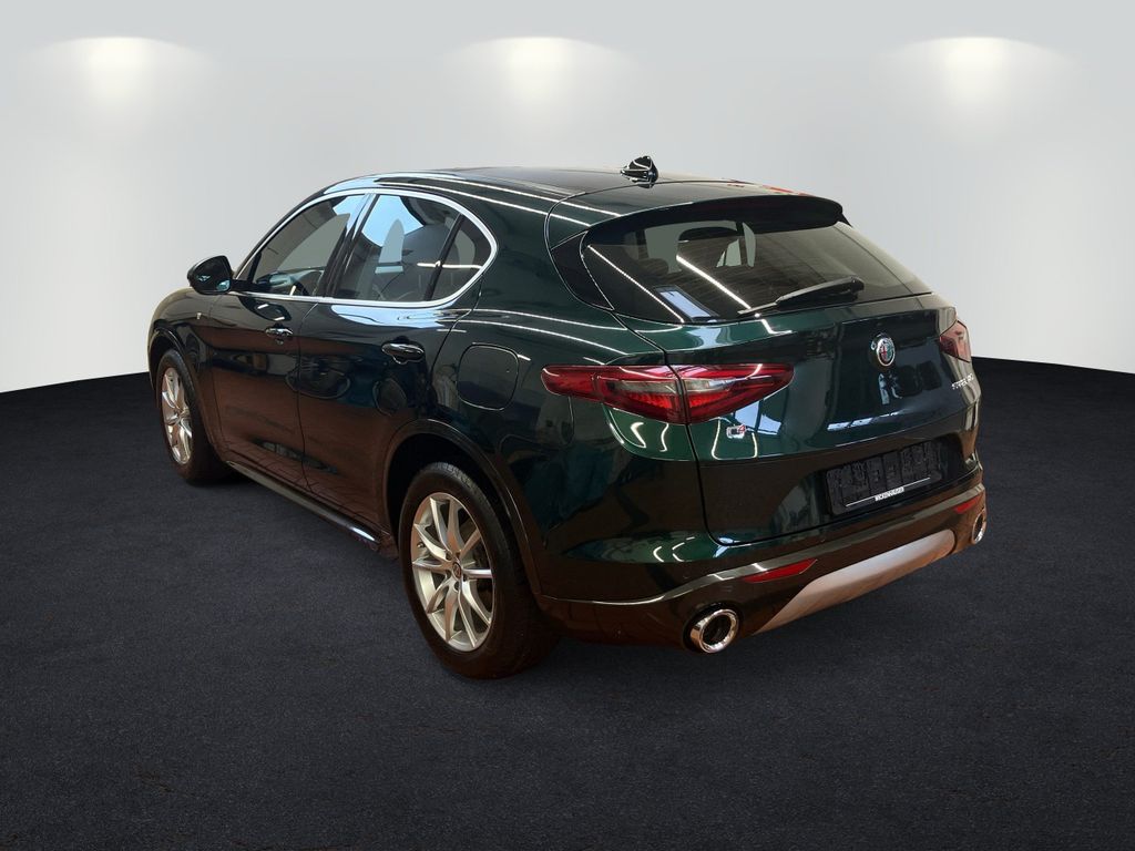 Alfa Romeo Stelvio 2021